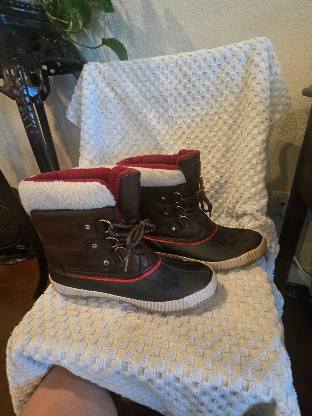 Tommy Hilfiger Womens Brown Leather Lace-Up Ankle Winter Duck Boots Round Toe 9